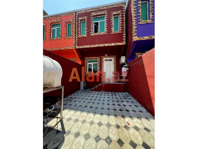 Masazırda  3 otaq  h/evi  satılır