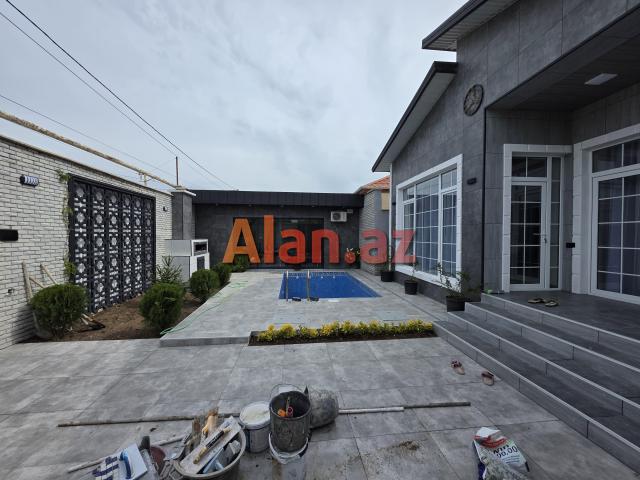 Mərdəkanda bağ evi satılır