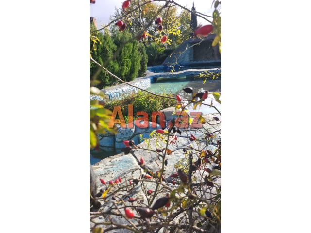 Mərdəkanda villa satılır