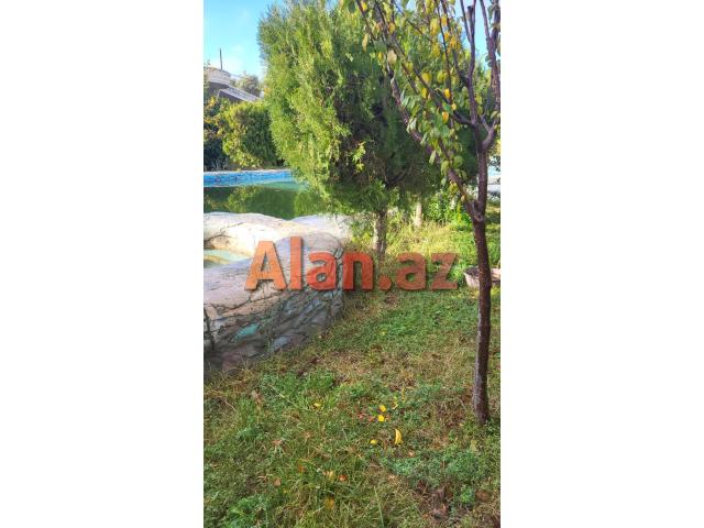 Mərdəkanda villa satılır