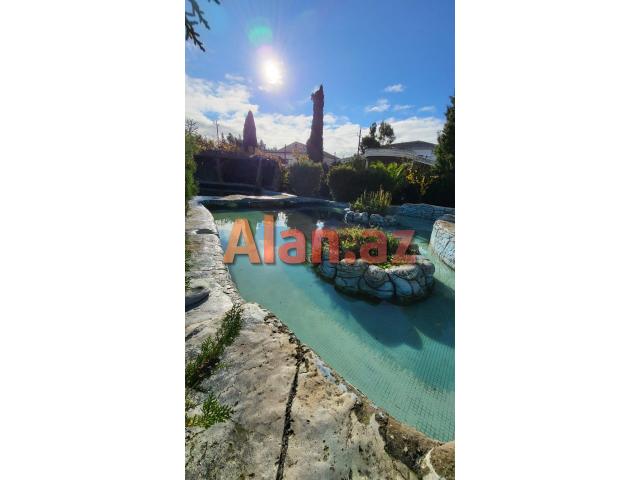 Mərdəkanda villa satılır