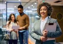 Məlumat meneceri işi təklif edirik