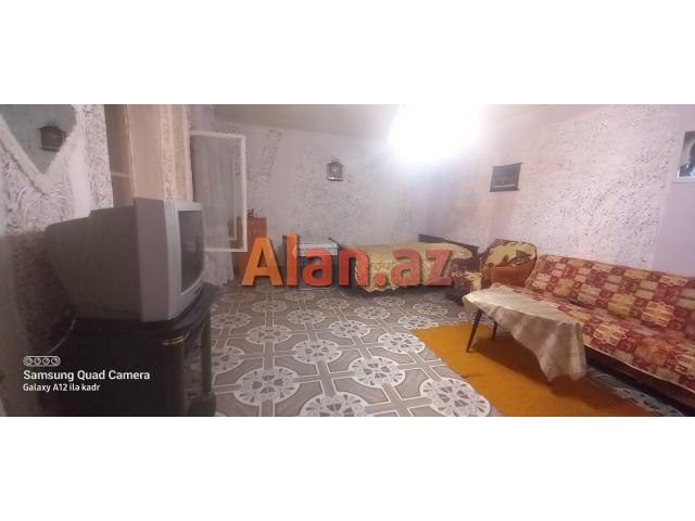 Qax rayonunda bağ evi