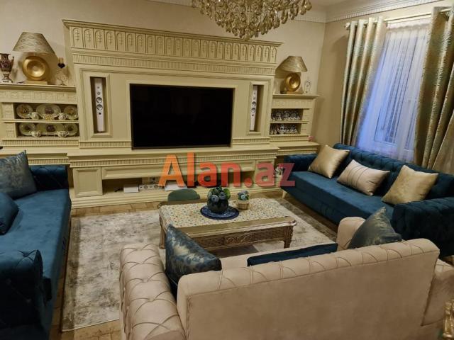 Kohne Gunesli qes. 4 Mertebeli Villa Tecili olaraq Esyalarla birge satılır.