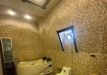 Kohne Gunesli qes. 4 Mertebeli Villa Tecili olaraq Esyalarla birge satılır.