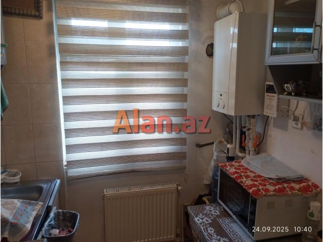 Binəqədidə 2 otaqlı heyet evi