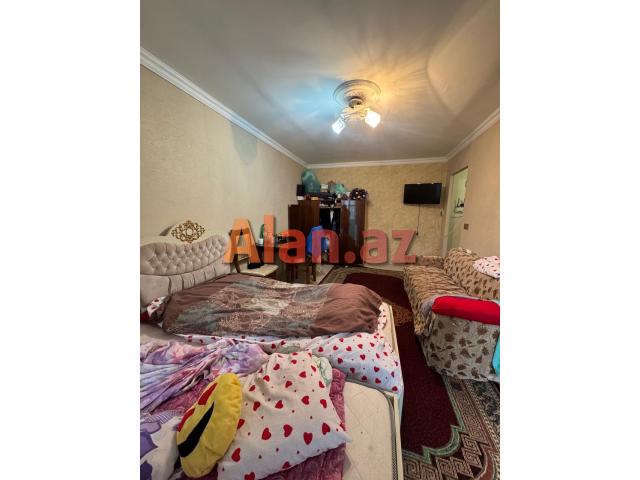 yasamalda köhnə bina satılır