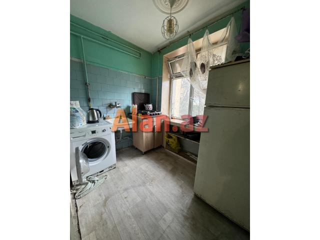 yasamalda köhnə bina satılır