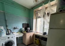 yasamalda köhnə bina satılır