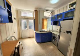 Bütün ev əşyaları satılır