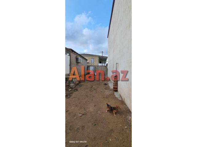 Buzovnada həyət evi satılır