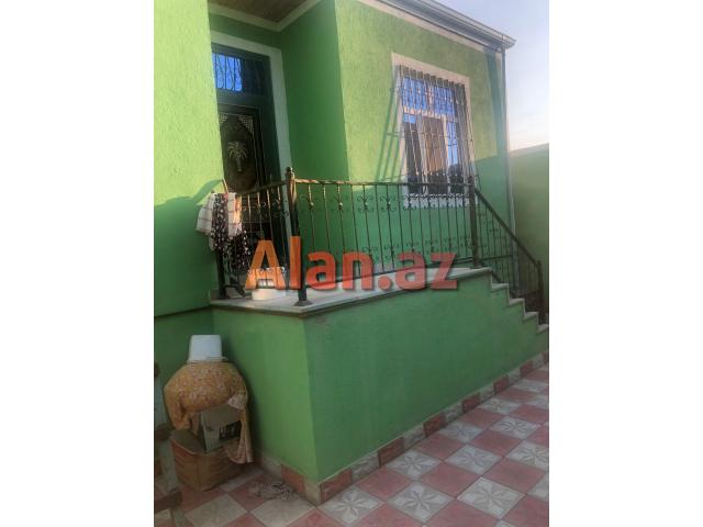 Ramanada həyət evi satılır