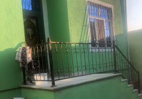 Ramanada həyət evi satılır