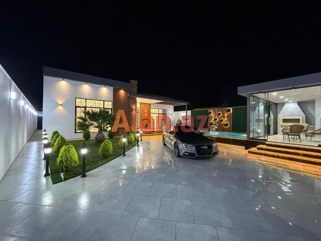 Merdekan qesebesi. Muasir Uslubda İnsaa edilmis Bag Evi satılır.