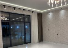 Merdekan qesebesi. Muasir Uslubda İnsaa edilmis Bag Evi satılır.