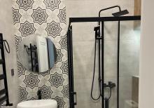 Merdekan qesebesi. Muasir Uslubda İnsaa edilmis Bag Evi satılır.