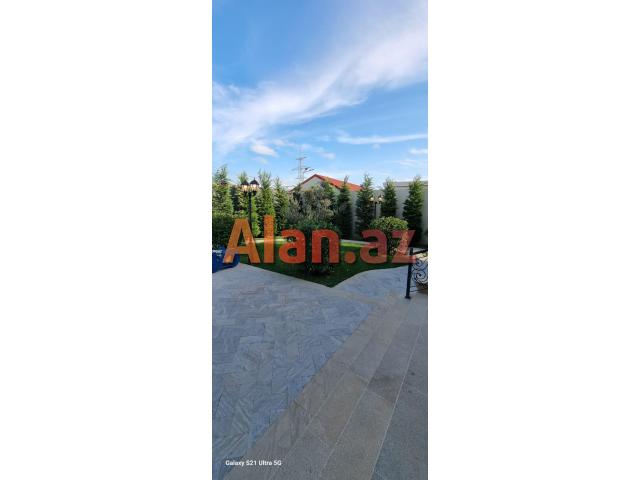 Mərdəkan yolunda villa satılır