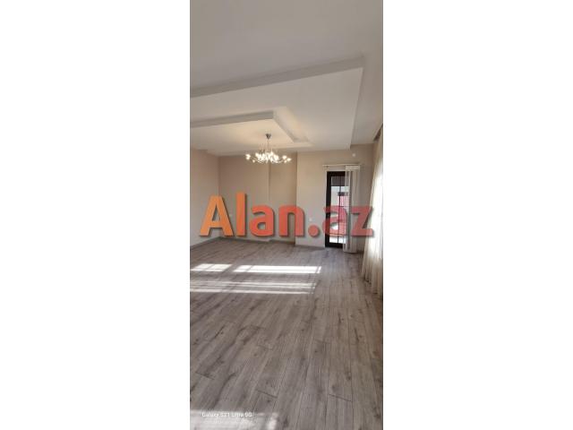 Mərdəkan yolunda villa satılır