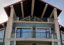 Mərdəkanda  bağ evi satılır