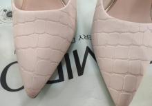 Hündürdaban ayaqqabılar