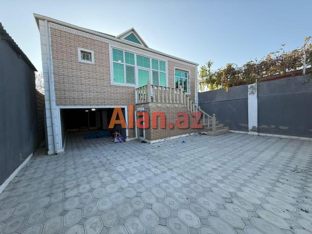 Ramanada həyət evi satılır