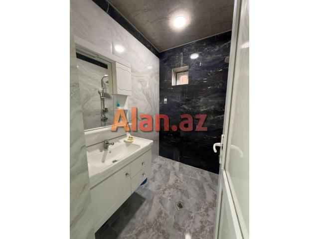 Ramanada həyət evi satılır