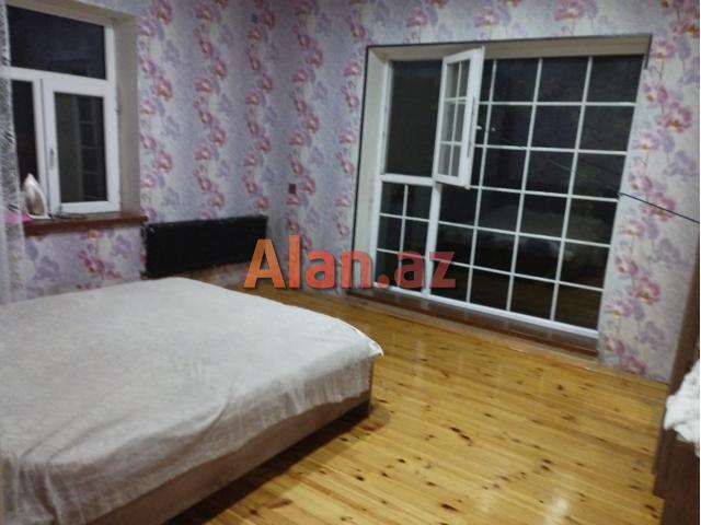 Buzovnada bağ evi satılır