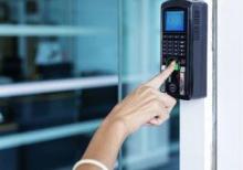 Barmaq izi keçid sistemi