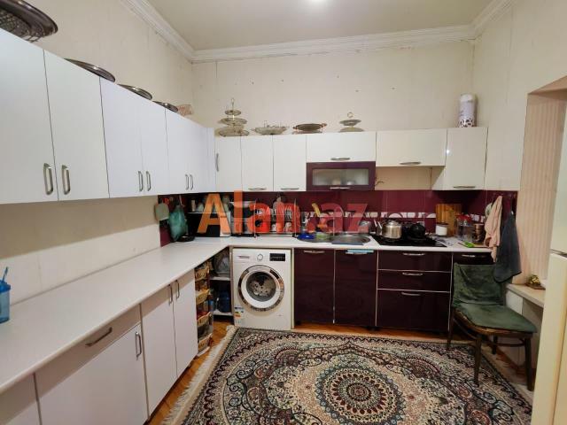 Savalanda həyət evi satılır