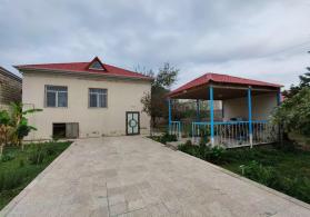 Maştağada həyət evi satılır