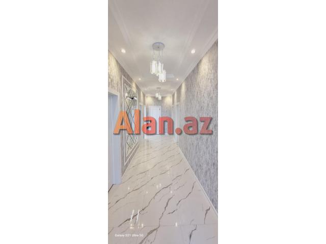 Buzovnada həyət evi satılır