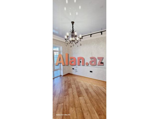 Buzovnada həyət evi satılır