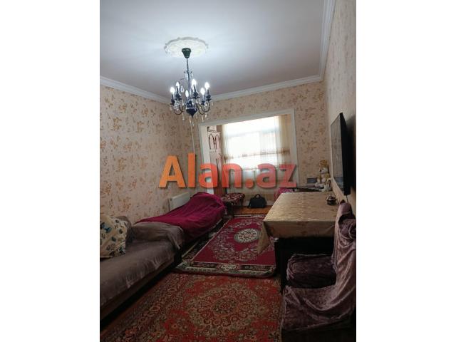 Gəncə prospektində qanuni 2 otaqlı mənzil