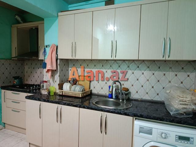 Gəncə prospektində qanuni 2 otaqlı mənzil