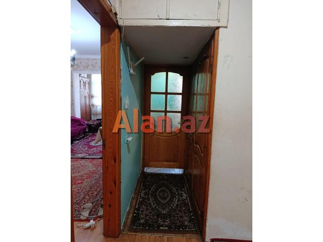 Gəncə prospektində qanuni 2 otaqlı mənzil