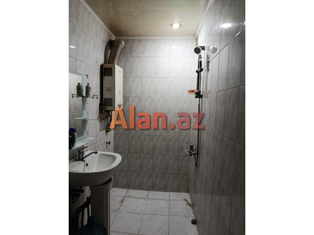 Gəncə prospektində qanuni 2 otaqlı mənzil