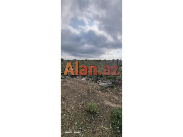 Buzovnada torpaqi satılır