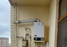 80 kv metr 2 otaqlı təmirli mənzil kirayə verilir