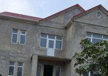 Buzovnada bağ evi satılır