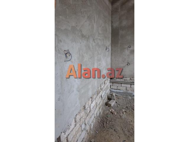 Buzovnada bağ evi satılır