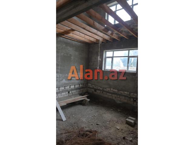 Buzovnada bağ evi satılır