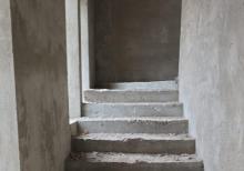 Buzovnada bağ evi satılır