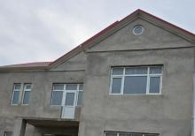 Buzovnada bağ evi satılır