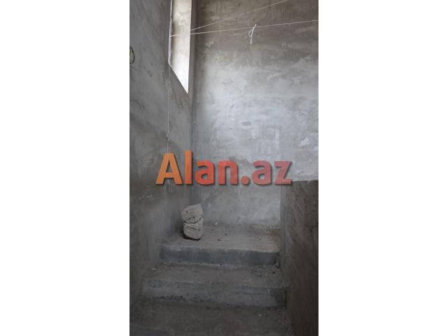 Buzovnada bağ evi satılır