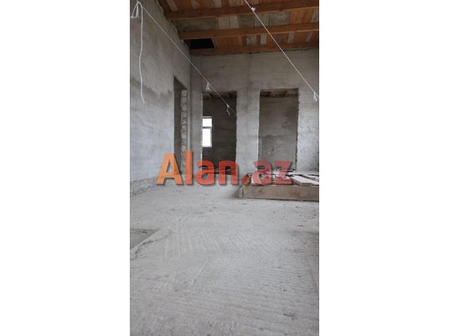 Buzovnada bağ evi satılır