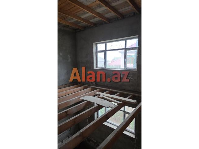 Buzovnada bağ evi satılır