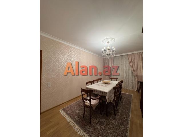 Xətai Hamam Sarayla üzbəüz qanuni 4 otaqlı mənzil