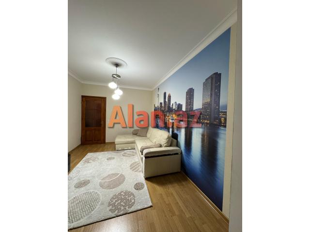 Xətai Hamam Sarayla üzbəüz qanuni 4 otaqlı mənzil