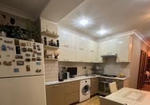 Xətai Hamam Sarayla üzbəüz qanuni 4 otaqlı mənzil