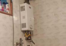 Yeni günəşli, D massivində 2 otaqlı əla mənzil